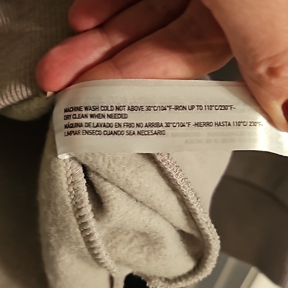 Denim & Flower Beige Christmas Crewneck Sweater, XL - Picture 9 of 13